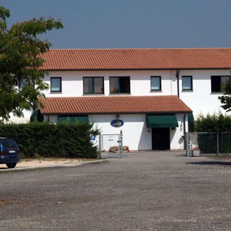 Hotel Lory Ficarolo Zewnętrze zdjęcie