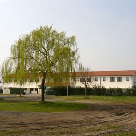 Hotel Lory Ficarolo Zewnętrze zdjęcie